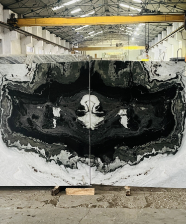 Pentagonia White Quartz